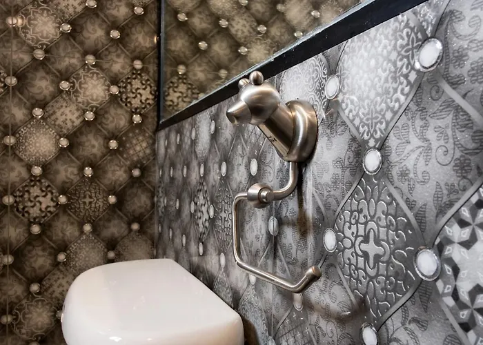 Db 5 Hotel 3*